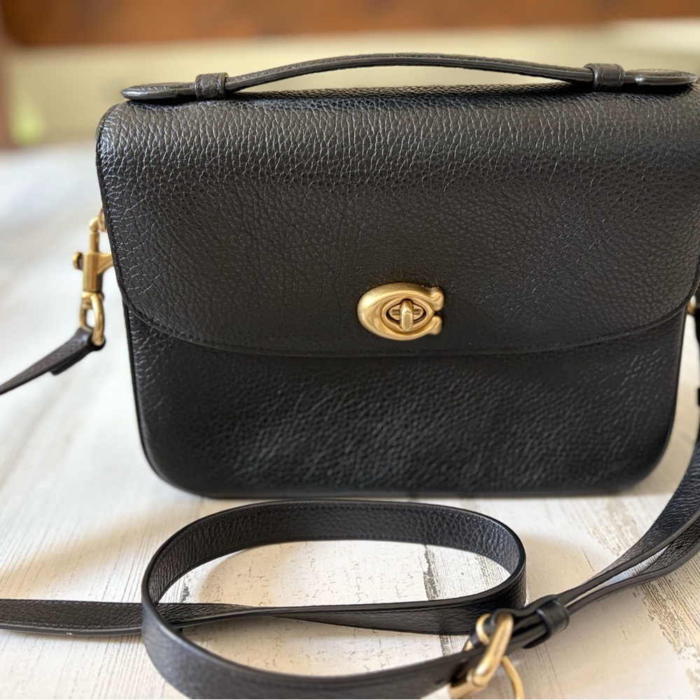 Coach Cassie Crossbody in Pebble Leather - Black Gold Hardware Original Cassie